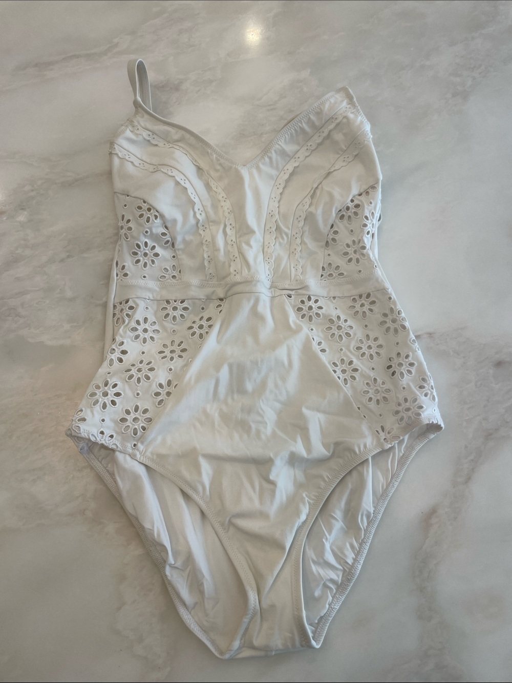 Profile by Gottex Women’s White Eyelet V-Neck One Piece Swimsuit-Size 10 - Picture 4 of 7